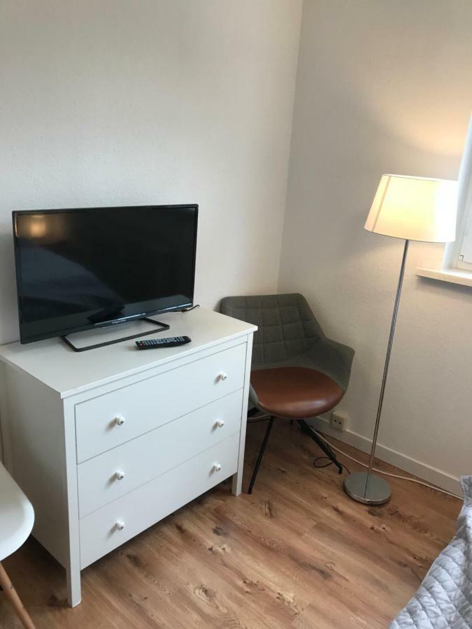 An Der Uniklinik, Apartment Mit Eigener Kueche Und Renoviertem Badezimmer, Zentrale Lage Хомбург Экстерьер фото